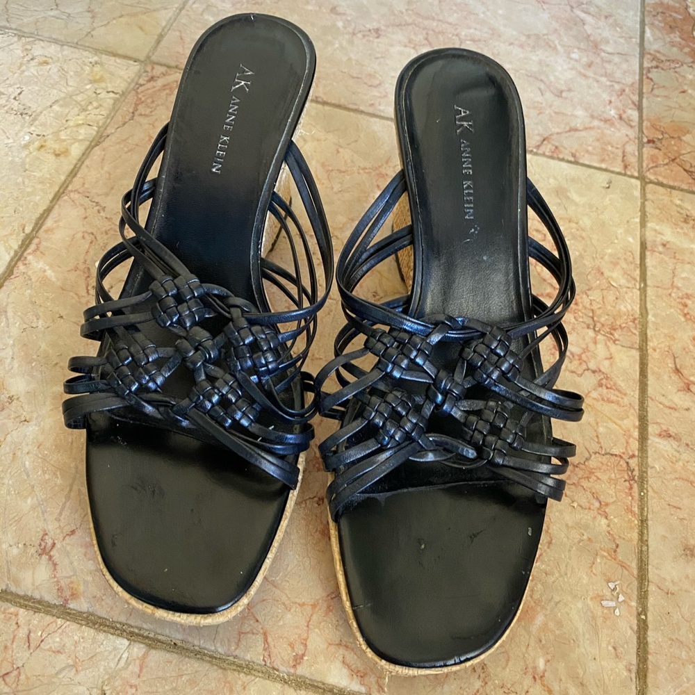 AK black sandals size 9